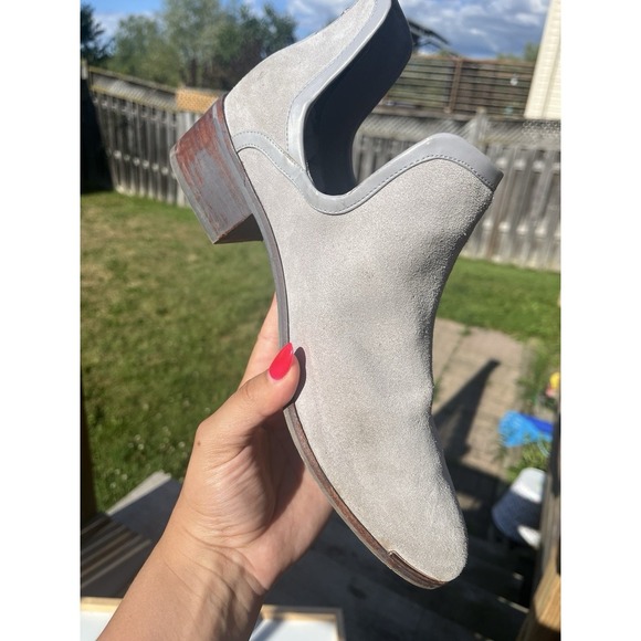 Ted Baker Twillo Suede Cut Out Ankle Bootie Grey Size 41 - Picture 8 of 11